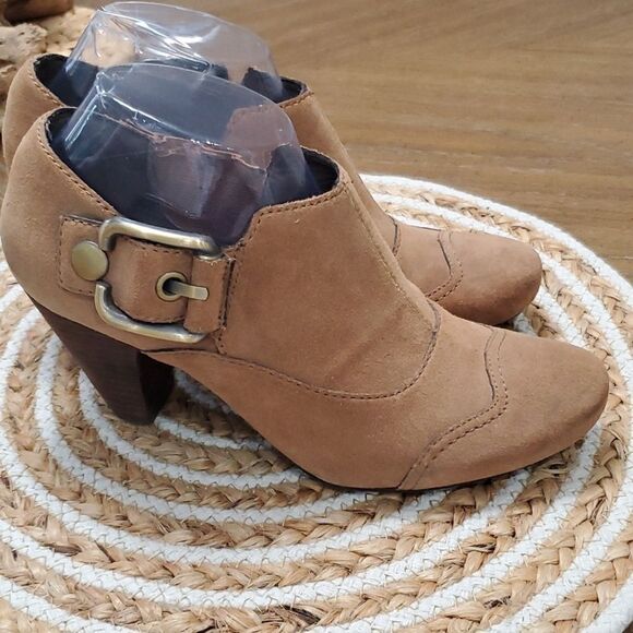 Madison, Women’s Leather, Billy Style Tan Ankle booties, size 8 - Picture 7 of 11